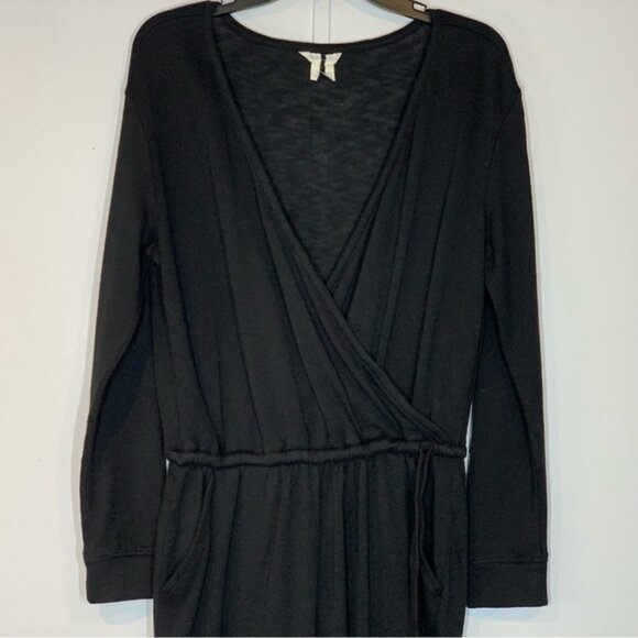 Caslon Surplice Tie Waist Jumpsuit in Black - Picture 2 of 9